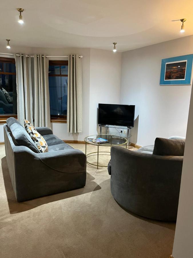 6 Canalside Apartments Форт Уилям Екстериор снимка