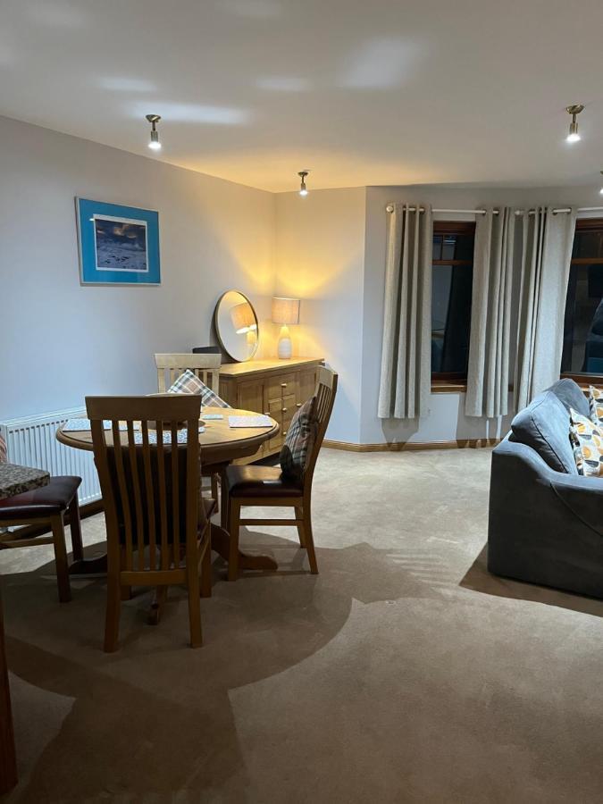 6 Canalside Apartments Форт Уилям Екстериор снимка